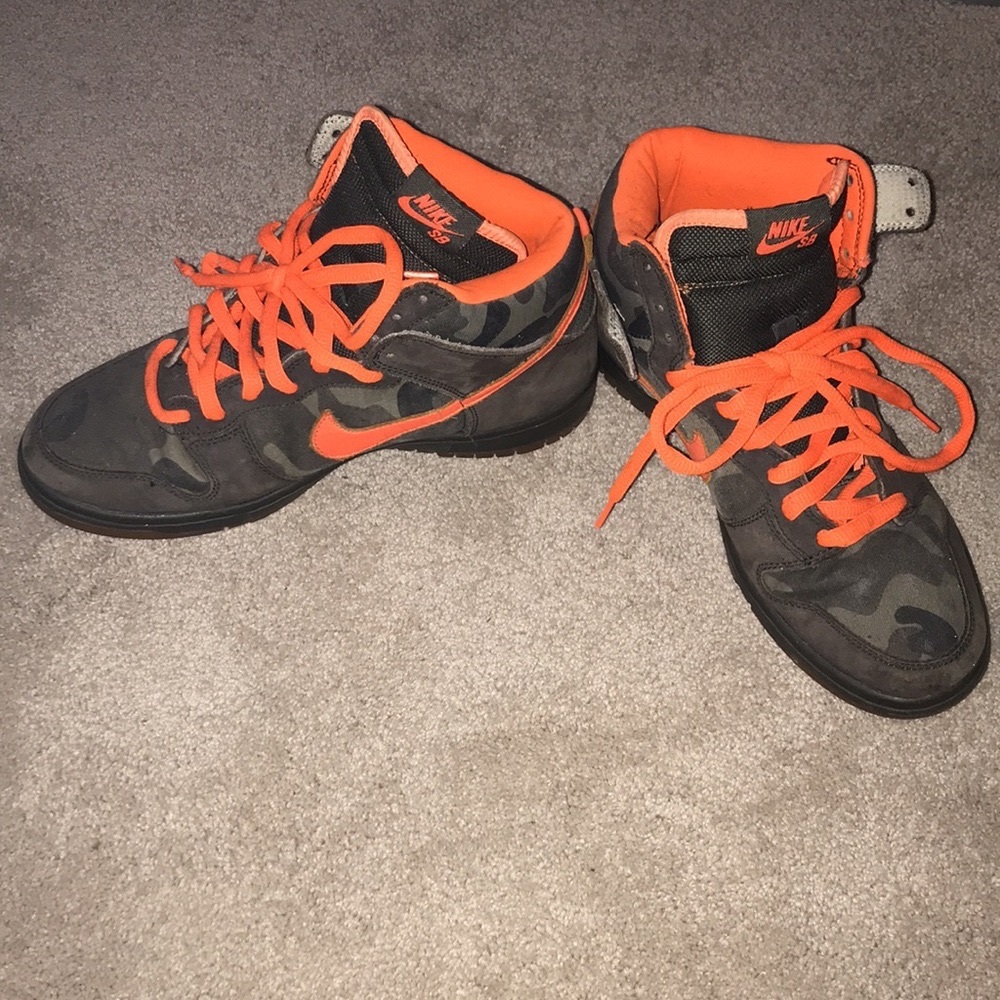 Kicks - Picture 6 of 6